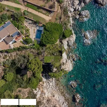 En El Acantilado Villa